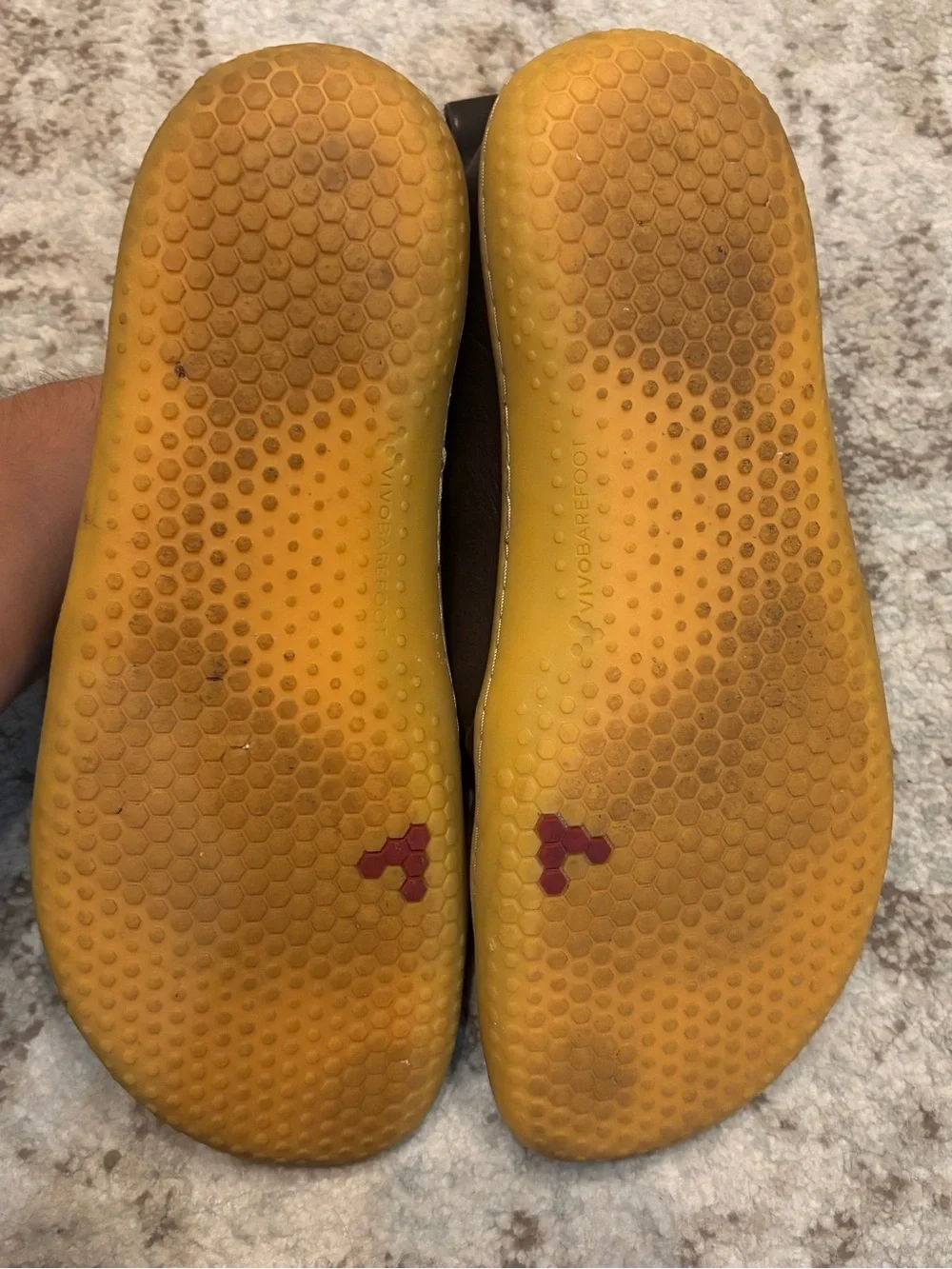 Vivo barefoot have scraps